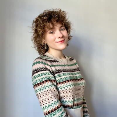 Psycholog Weronika Biegańska specjalizująca się w terapii zaburzeń nastroju, zaburzeń lękowych, obniżonego poczucia własnej wartości, padku motywacji.